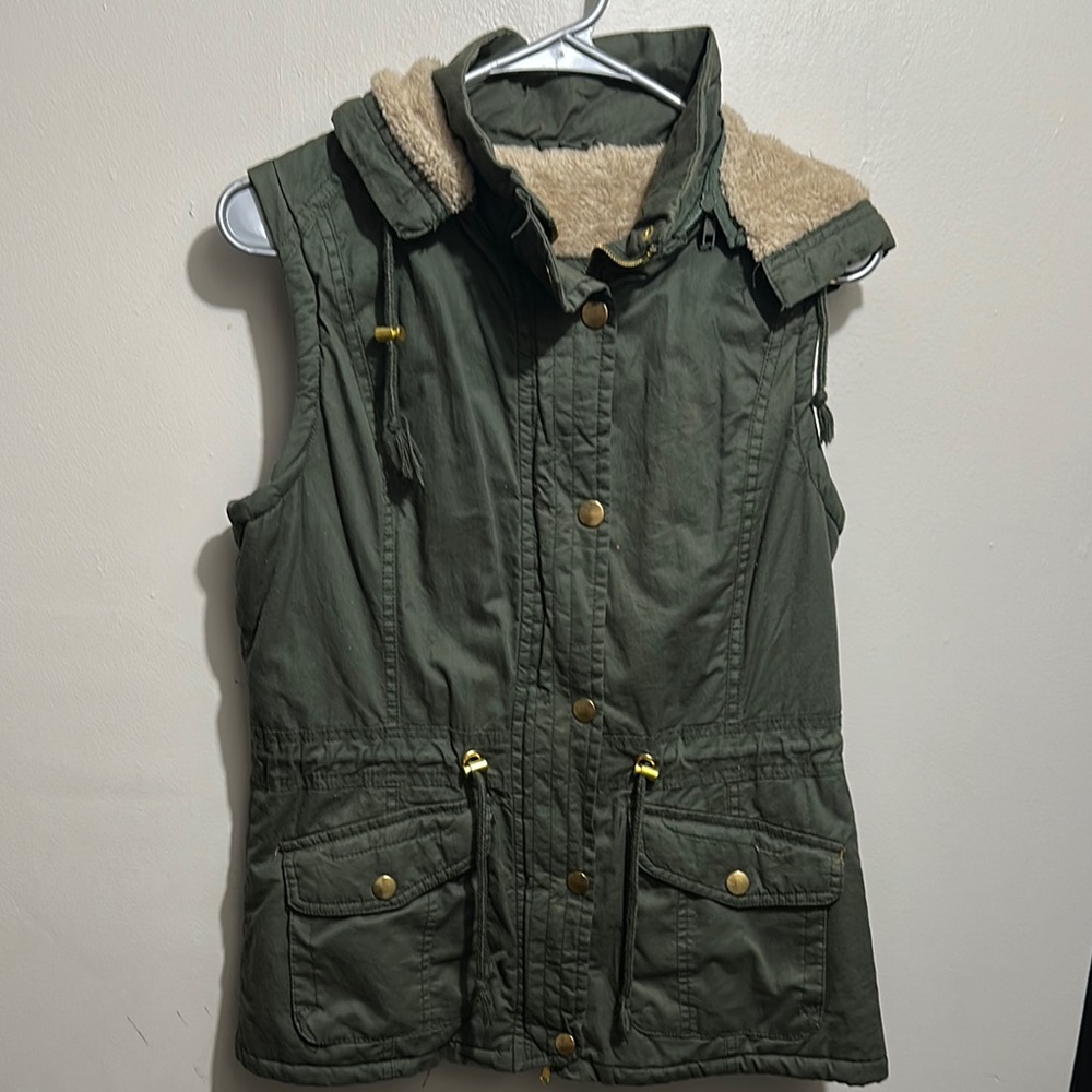 Green Hooded Women's Vest
